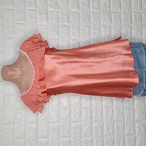 OSCAR DE LA RENTA Peach Satin Like Flutter Sleeve Blouse with Rosette Fl…
